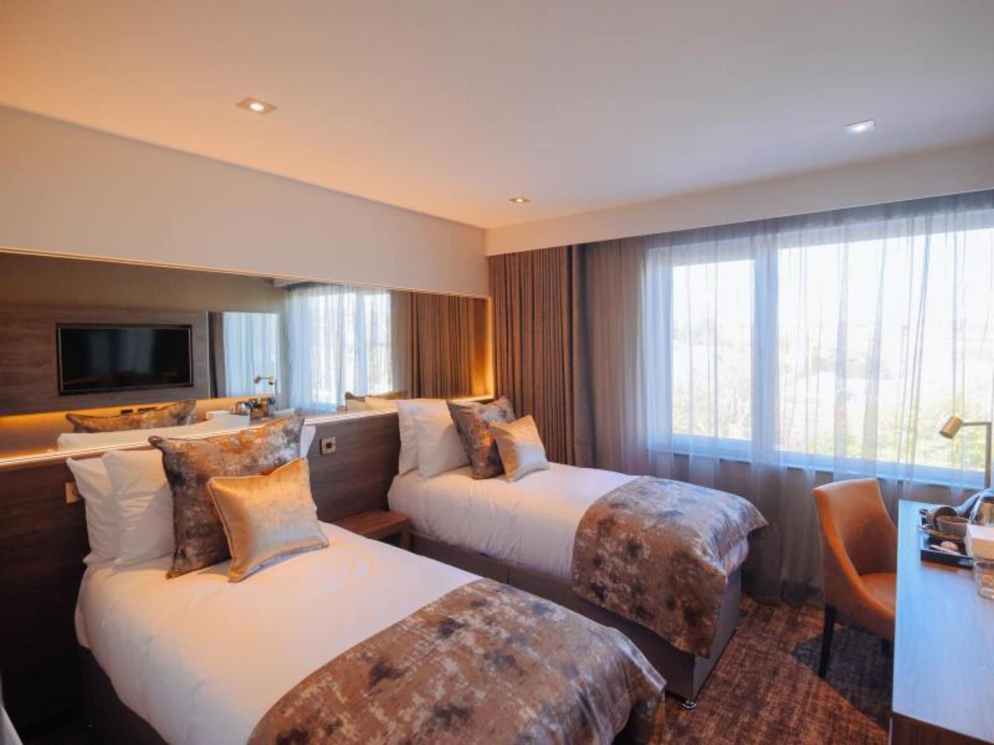 The Redhurst Hotel Glasgow Giffnock Εξωτερικό φωτογραφία