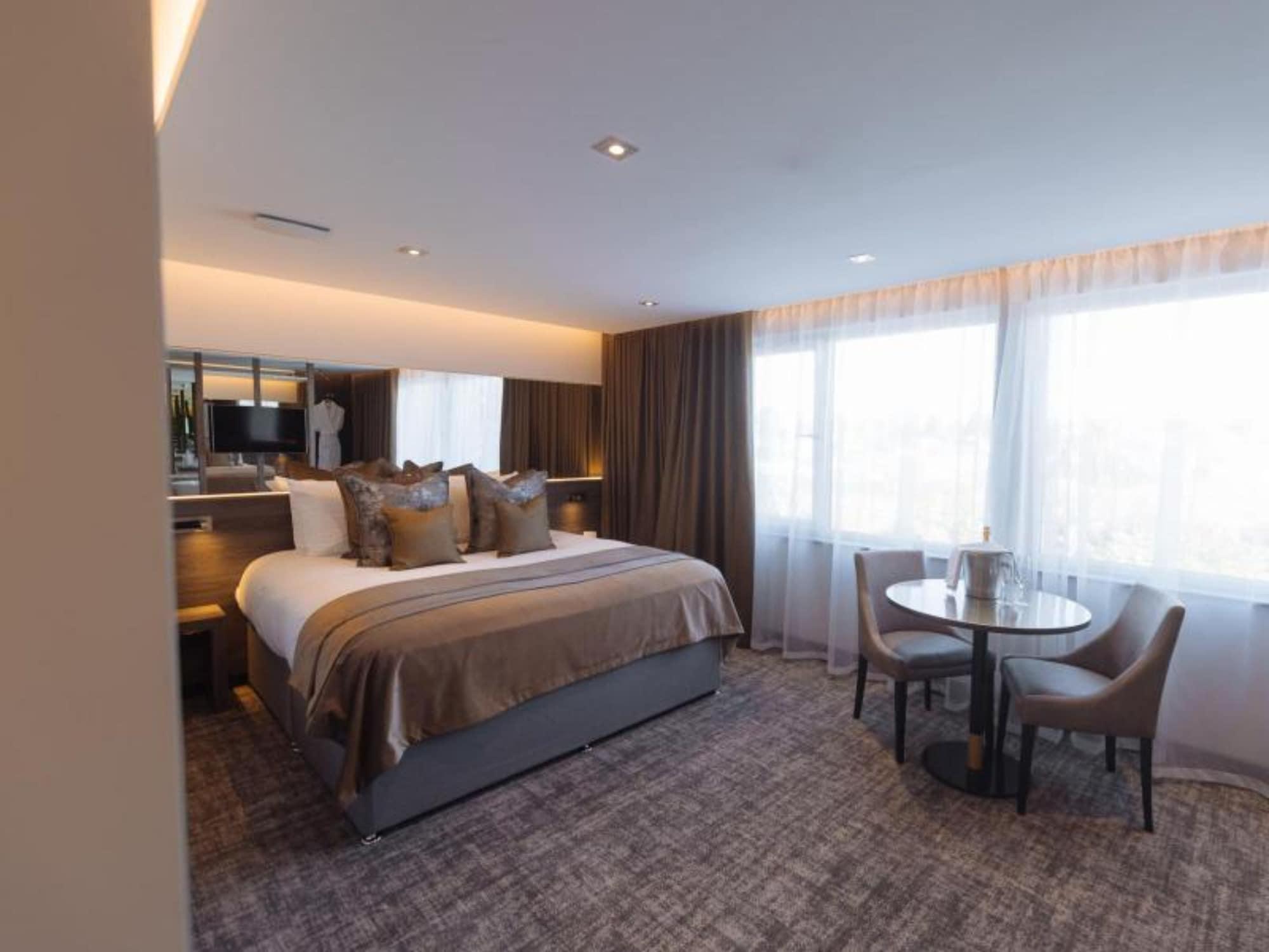 The Redhurst Hotel Glasgow Giffnock Εξωτερικό φωτογραφία