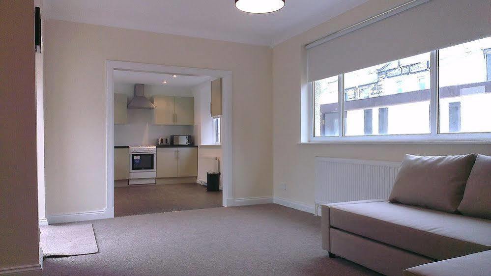 The Redhurst Hotel Glasgow Giffnock Εξωτερικό φωτογραφία