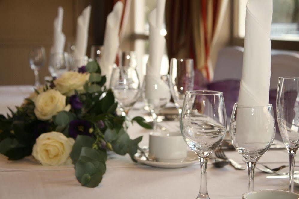 The Redhurst Hotel Glasgow Giffnock Εξωτερικό φωτογραφία
