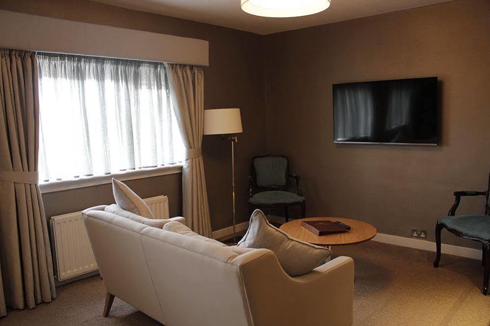 The Redhurst Hotel Glasgow Giffnock Εξωτερικό φωτογραφία
