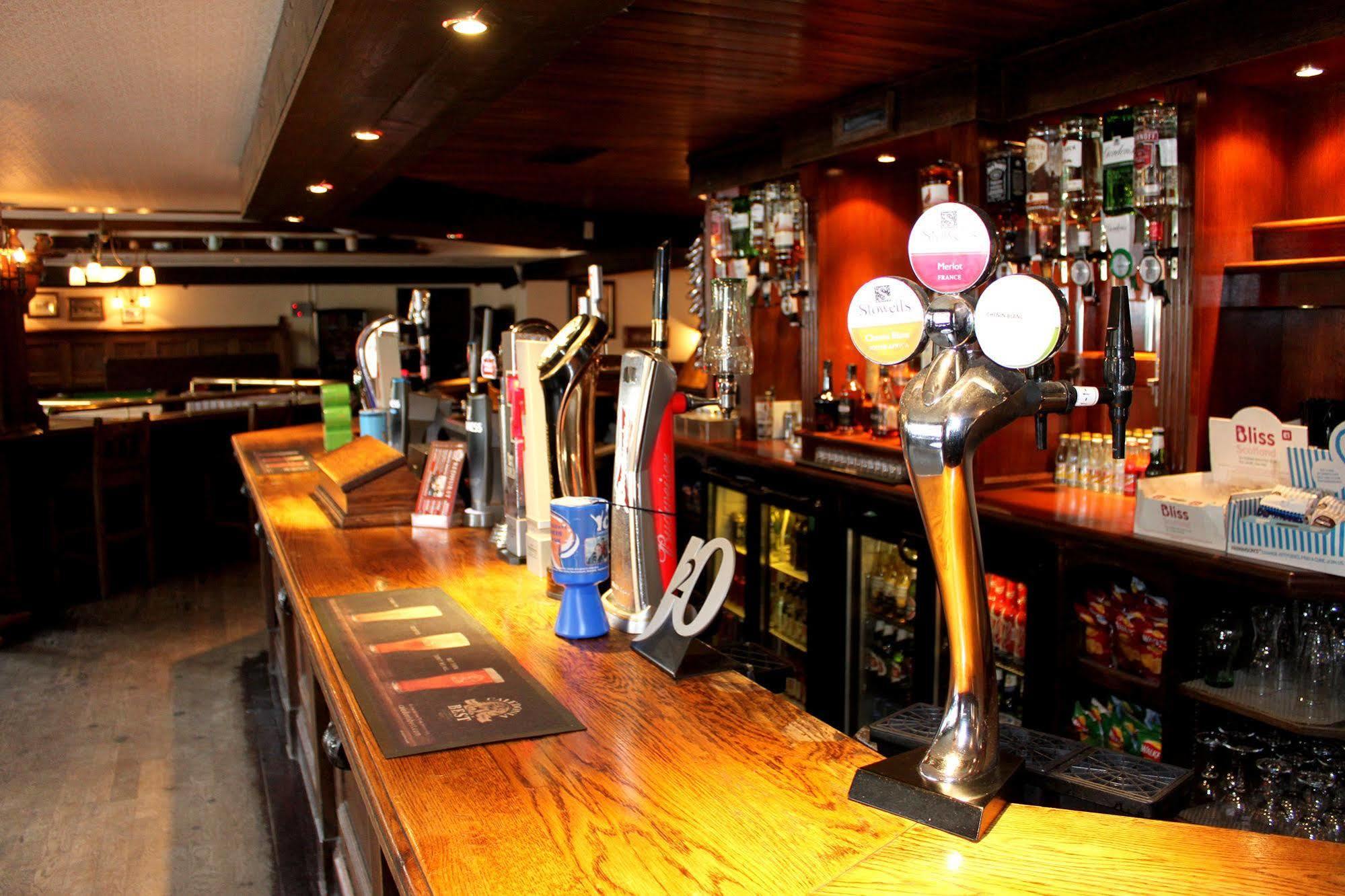 The Redhurst Hotel Glasgow Giffnock Εξωτερικό φωτογραφία